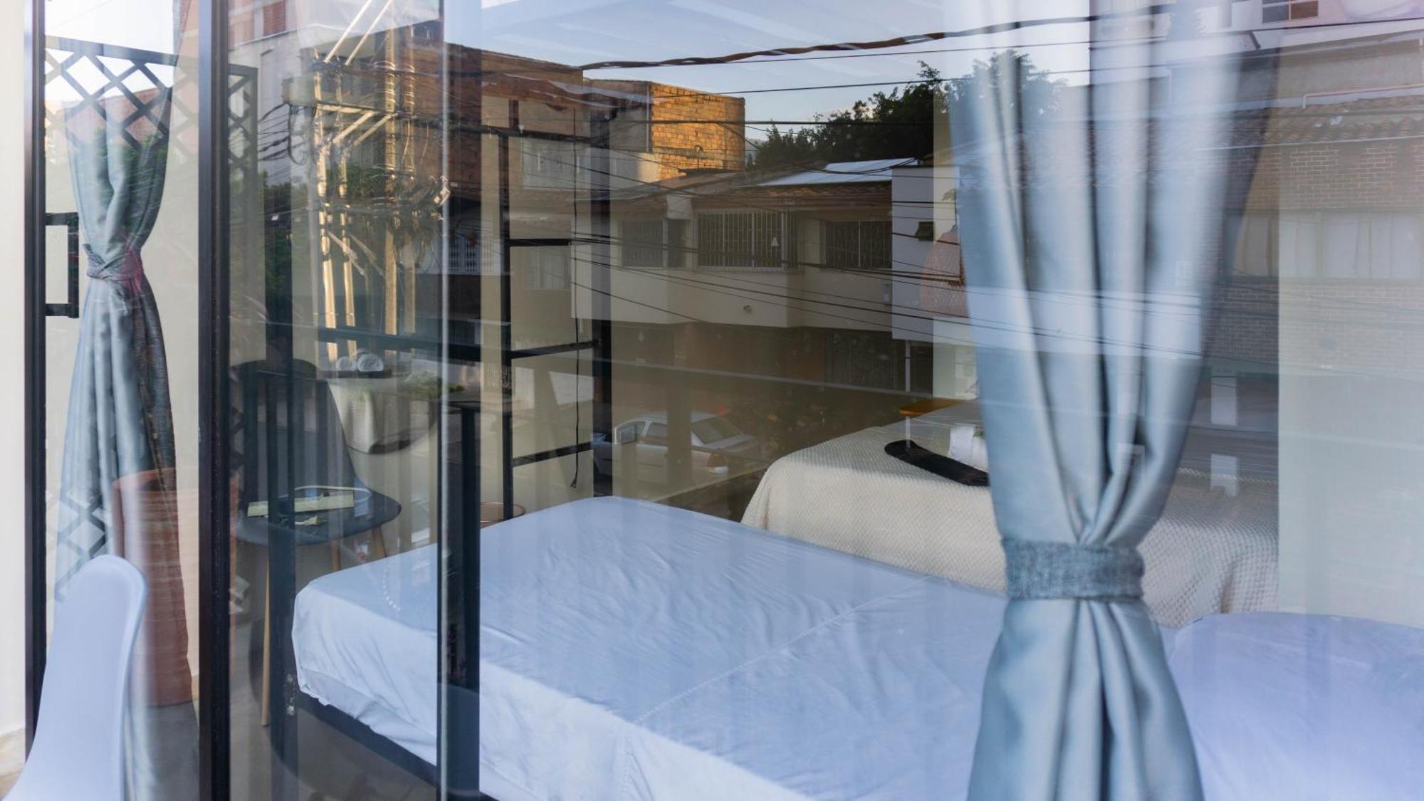 Selva House Bed & Breakfast Medellin Exterior photo